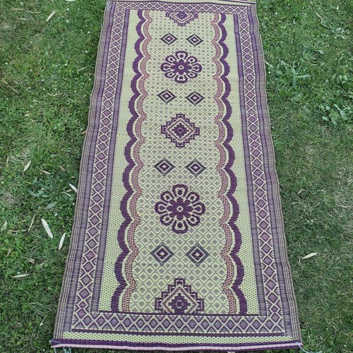 Tapis plastique africain